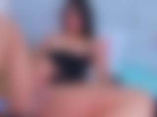 Live cam show with MarianLinares - Fuck Machine on Camsoda