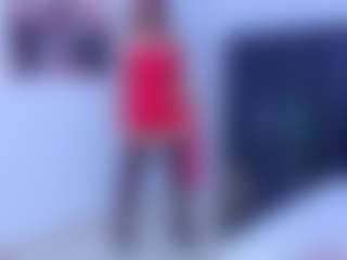 Live cam show with Mathiina - Athletic MILF on Camsoda