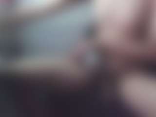 Live cam show with MaxLopOf - No Smoking on Big Tits