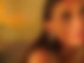 Live cam show with RoseleeRaderstorf - Middle Aged on Soda Cam