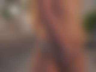 Live cam show with RoseleeRaderstorf - Mature MILF on Mixed Magazine Live