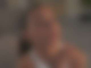 Live cam show with RoseleeRaderstorf - MILF on crypto-cams