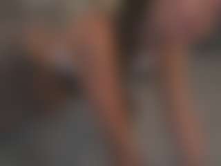 RoseleeRaderstorf's Live Sex Cam Show