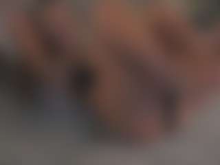 Live cam show with RoseleeRaderstorf - Flashing on Strip Flash - Live Sex Shows