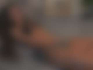 RoseleeRaderstorf MILF webcam performer live streaming