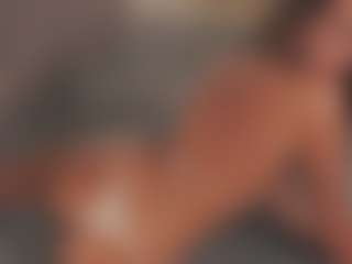 RoseleeRaderstorf MILF webcam performer live streaming