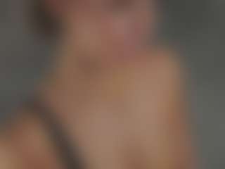 RoseleeRaderstorf's Live Sex Cam Show