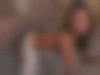 Live cam show with RoseleeRaderstorf - Flashing on Camsoda