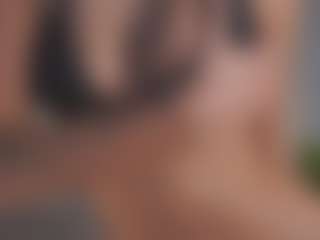 Live cam show with RoseleeRaderstorf - Spank MILF on Soda Cam