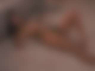 Live cam show with RoseleeRaderstorf - Small Tits Young Adult on Mixed Magazine Live