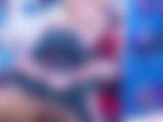 Live cam show with shantalks - Ebony Petite on fapnchat