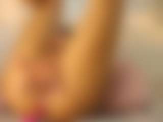 Live cam show with SilviaVanda - Flashing on Dare Cams