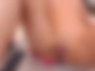 Live cam show with SilviaVanda - Public on sexylivex.com