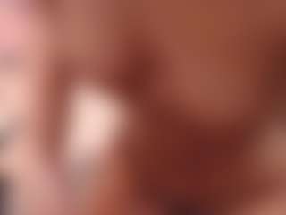 Live cam show with SilviaVanda - Handjob on Camsoda