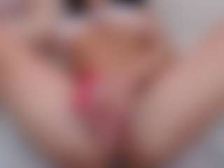 Live cam show with SilviaVanda - Full Nudity on Camming Site