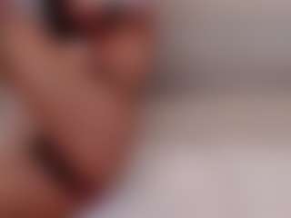 Live cam show with SilviaVanda - Cute on Chatstar