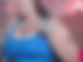 Live cam show with Sussan R - Blonde Hair Middle Aged on alttransgirls