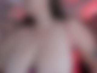 Live cam show with Sussan R - Blonde Hair Middle Aged on Stripli.com