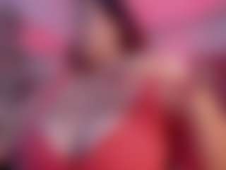 Live cam show with Sussan R - Green Eyes on Camsoda