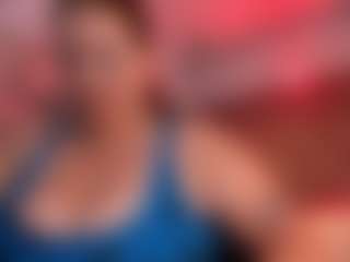 Live cam show with Sussan R - Green Eyes on Cam Slut