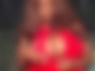 Live cam show with Goddess CeeCee - Amateur on xDating
