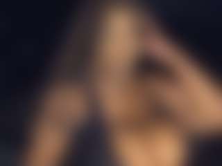 Live cam show with Goddess CeeCee - Fingering on Free Soda