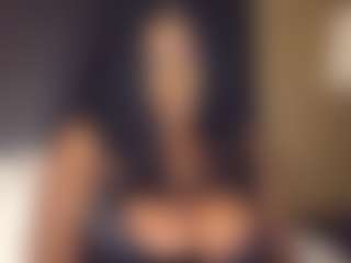 Live cam show with Goddess CeeCee - Deepthroat on Camsoda