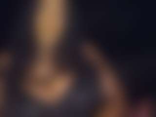 Live cam show with Goddess CeeCee - Ebony Big Ass on Strip Flash - Live Sex Shows