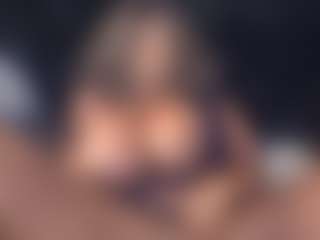 Live cam show with Goddess CeeCee - Ebony Big Tits on madthumbs