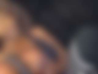 Live cam show with Goddess CeeCee - Big Tits on x69.live