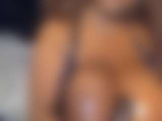 Live cam show with Goddess CeeCee - Dildo Or Vibrator on Camsoda