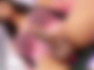 isabigsquirt's Live Sex Cam Show