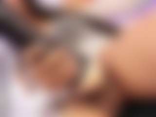 isabigsquirt's Live Sex Cam Show