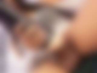 isabigsquirt's Live Sex Cam Show