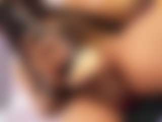 isabigsquirt's Live Sex Cam Show