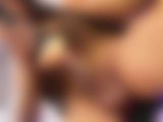 isabigsquirt's Live Sex Cam Show