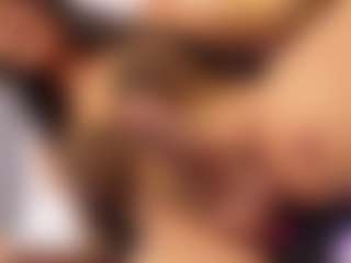 Live cam show with isabigsquirt - Facial Piercings on SxyPornLive