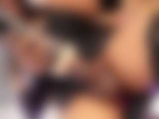 isabigsquirt's Live Sex Cam Show