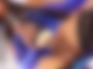isabigsquirt's Live Sex Cam Show