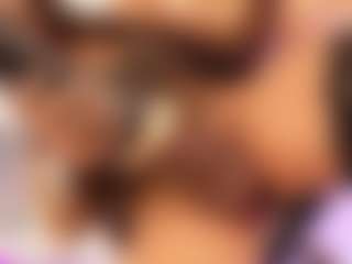 isabigsquirt's Live Sex Cam Show