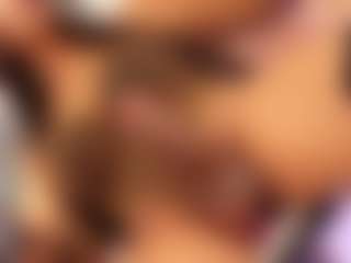 isabigsquirt's Live Sex Cam Show
