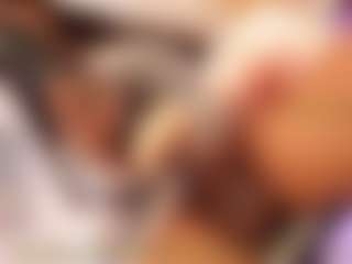 isabigsquirt's Live Sex Cam Show