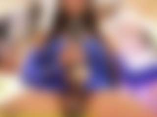 isabigsquirt's Live Sex Cam Show