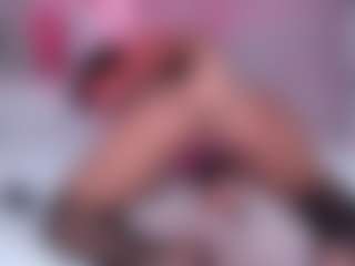 Live cam show with thalia-nichols - Flashing on nudelive.tv