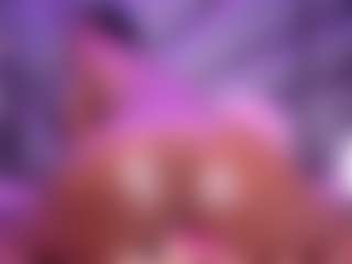 Ana-Foxx's Live Sex Cam Show