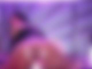 Live cam show with Ana-Foxx - Cum on Camsoda