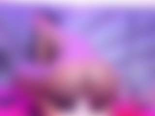 Ana-Foxx's Live Sex Cam Show
