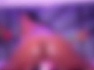 Live cam show with Ana-Foxx - Small Tits Mature on SpunkLive