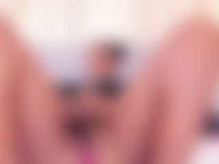 Ana-Foxx's Live Sex Cam Show