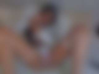 Perfect Latin Aura's Live Sex Cam Show